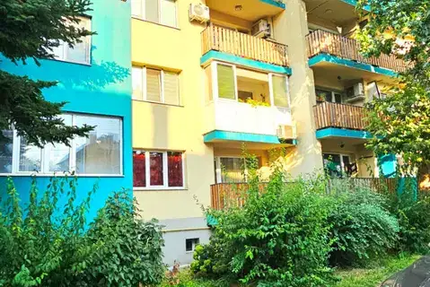 Тристаен апартамент в София, Ботев