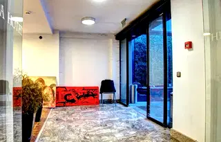 Заведение в София, Център