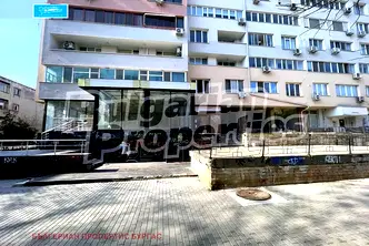 Заведение в Бургас, Център