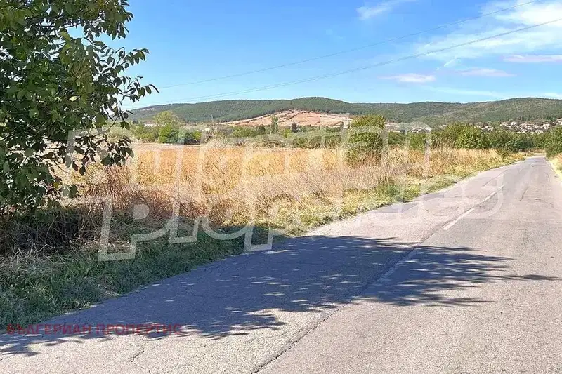 Земеделски имот в Стара Загора, с. Хрищени