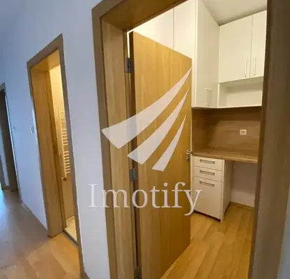 Photo 4 — Office in Sofiya, Lozenec