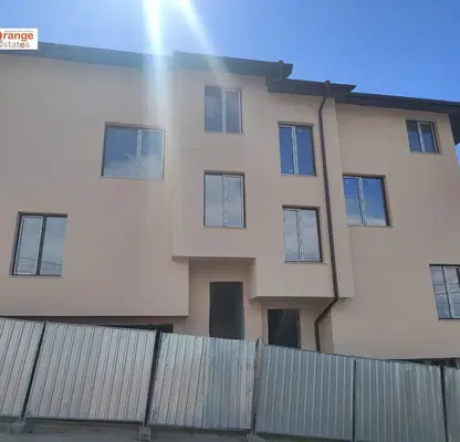 Photo 5 — House in Lozen