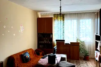 Тристаен апартамент в Добрич, Йовково
