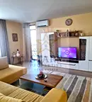 Тристаен апартамент в к.к. Златни пясъци
