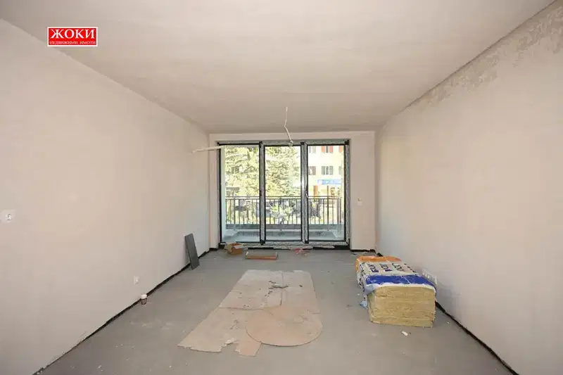 3-bedroom apartment in Pernik, Centyr