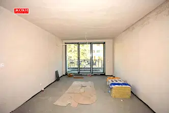 Тристаен апартамент в Перник, Център