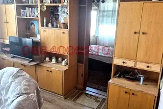 Тристаен апартамент в Благоевград, Петрич