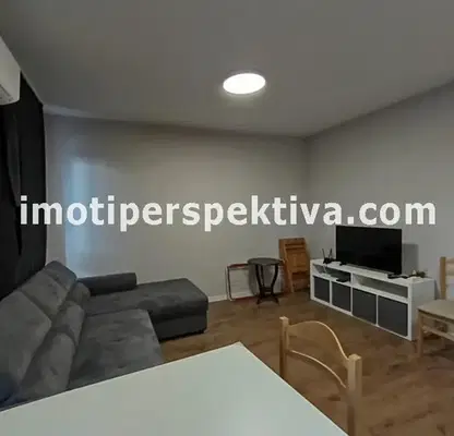 Снимка 4 — Двустаен апартамент с тераса в Кючук Париж, Пловдив