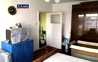 Тристаен апартамент в Шумен, Тракия