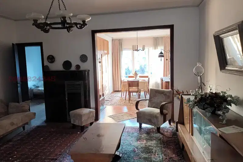 4-bedroom apartment in Sofia, Centyr
