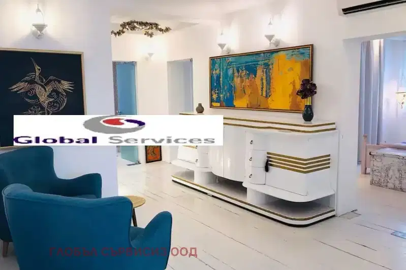 4-bedroom apartment in Sofiya, Centyr