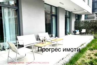 Тристаен апартамент в София, Гео Милев