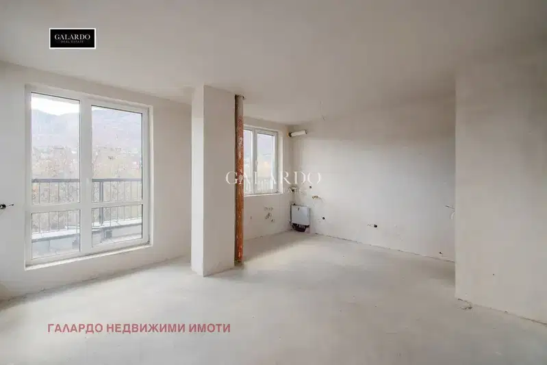 Тристаен апартамент с гледка към Витоша в Кръстова вада, София