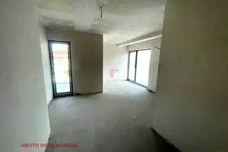 Тристаен апартамент в Стара Загора, Център