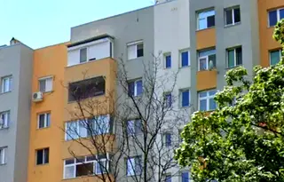 Тристаен апартамент в Стара Загора, Център