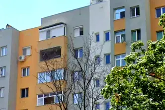 Тристаен апартамент в Стара Загора, Център