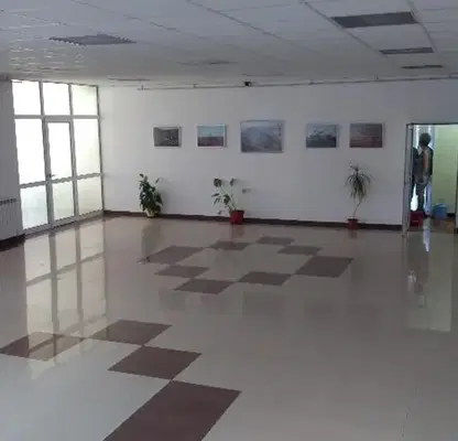 Photo 4 — 4-bedroom apartment in Студентски