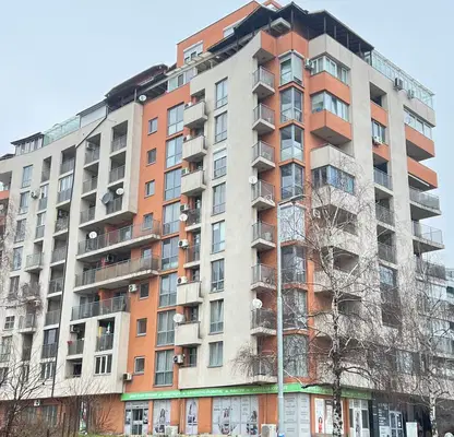 Снимка 2 — Просторен 4-стаен мезонет в Студентски град с 360° гледка