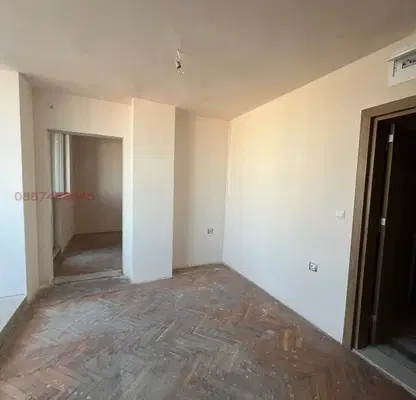 Photo 2 — 2-room apartment in Konfuto, Varna with elevator