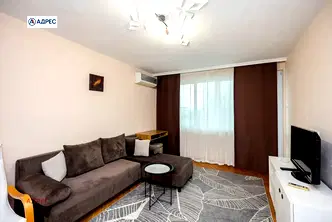 Двустаен апартамент във Варна, Център