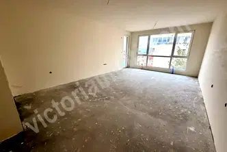 Тристаен апартамент във Велико Търново, Картала