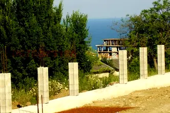 Парцел във Варна, Бяла