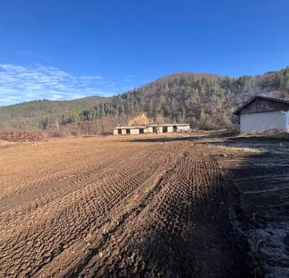 Photo 3 — Plot in област София, Etropole