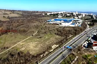Парцел във Велико Търново, Акация
