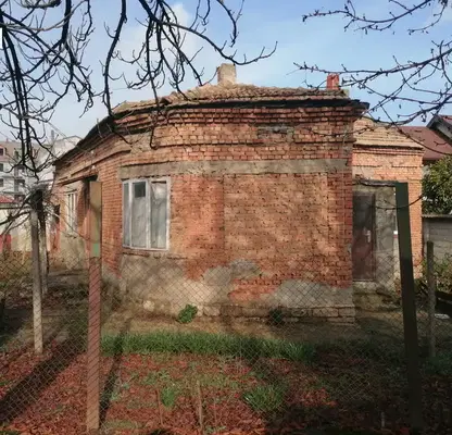Снимка 5 — Къща в Добрич, Автогара