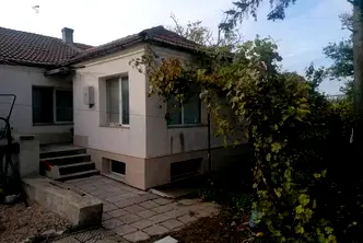 Къща в Добрич, Пинета