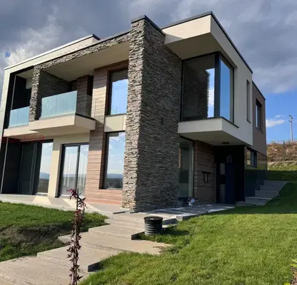 Photo 3 — House in област София, Godech