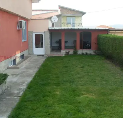 Photo 3 — House in област София, Kostinbrod