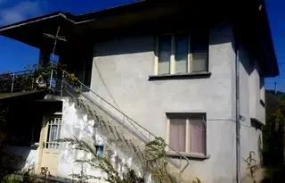 Къща във Велико Търново, с. Асеново