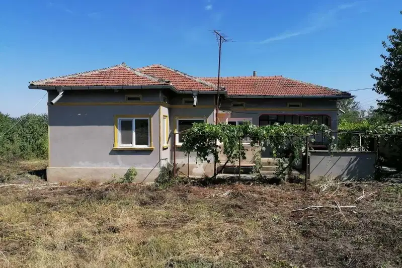 House in Oblast Dobrich, Dobrevo