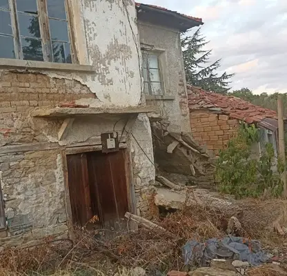 Снимка 3 — Къща с двор в село Люляк, област Стара Загора