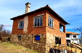 Къща в Перник, с. Поцърненци