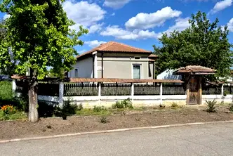 Къща в Добрич, с. Смолница