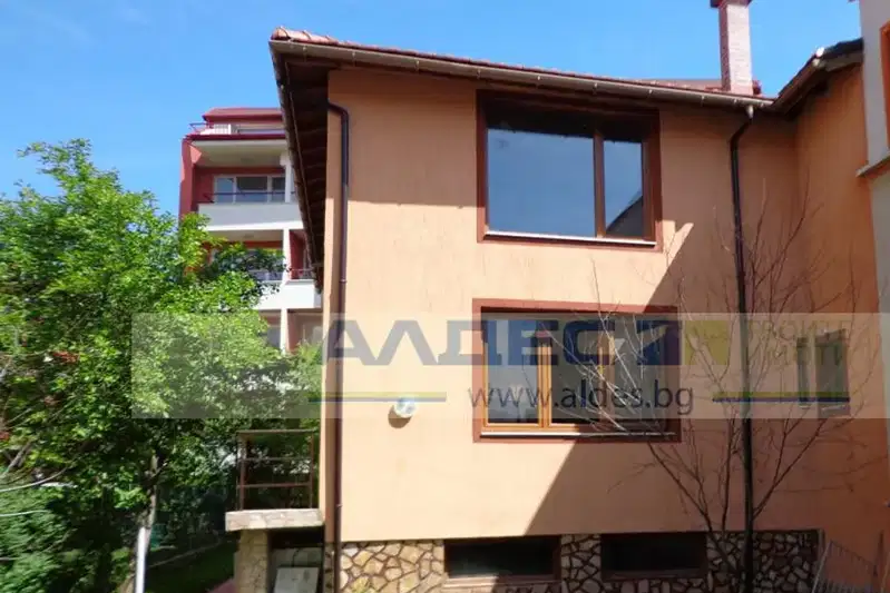 House in Sofiya, Vitosha