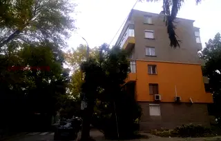 апартамент в Раз, Център