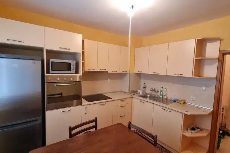 4-bedroom apartment in Студентски