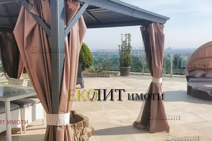 Многостаен апартамент в София, Бояна