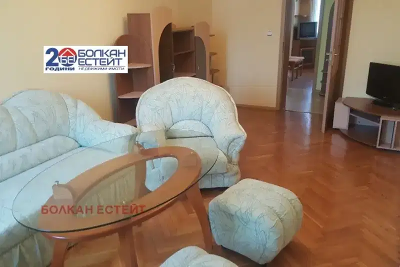 4-bedroom apartment in Veliko Tyrnovo, Centyr