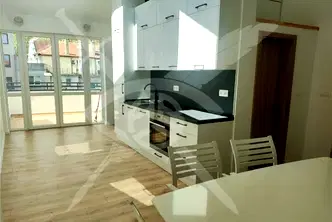 Многостаен апартамент във Варна, Център