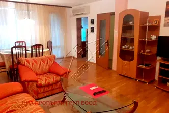 Многостаен апартамент в Бургас, Център