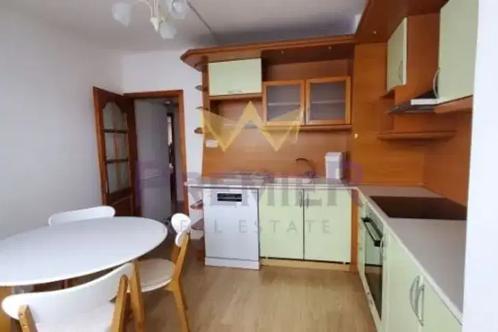 Многостаен апартамент във Варна, Чайка