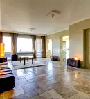 Многостаен апартамент в София, Изток