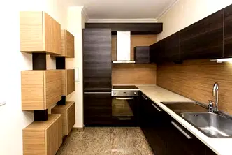 Многостаен апартамент в София, Изток