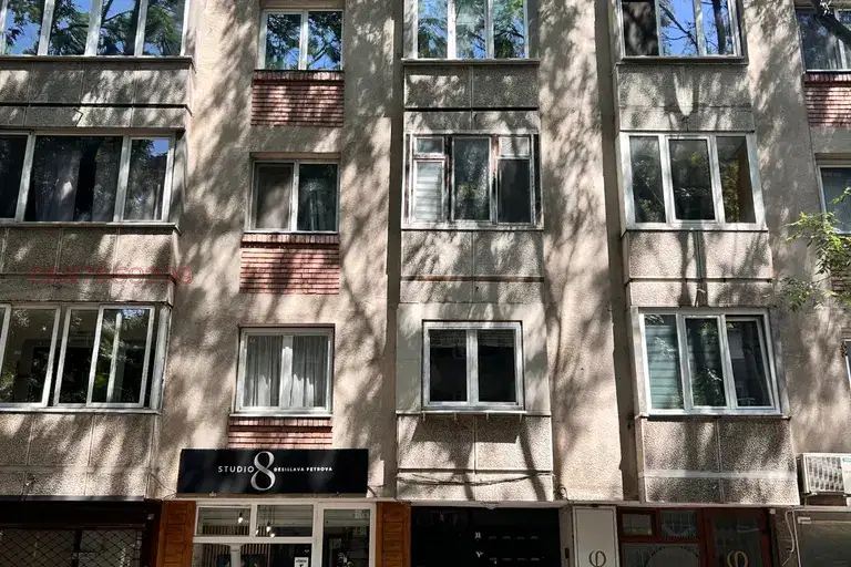 4-bedroom apartment in Sofiya, Krasno Selo