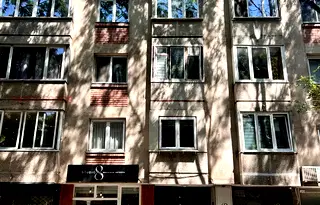 Четиристаен апартамент с две тераси в Красно село, София