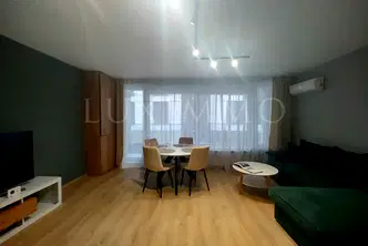 Многостаен апартамент в София, Кръстова вада